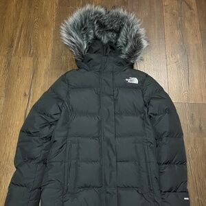 🔥 The North Face 550 Down Puffer Jacket – Women’s M 🔥